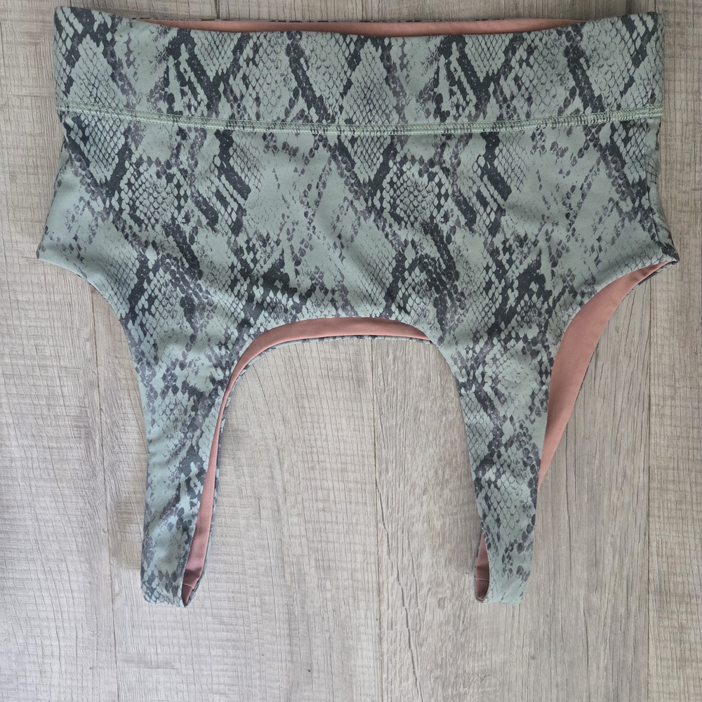 Fabletics Snake Print Activewear Set - image 7